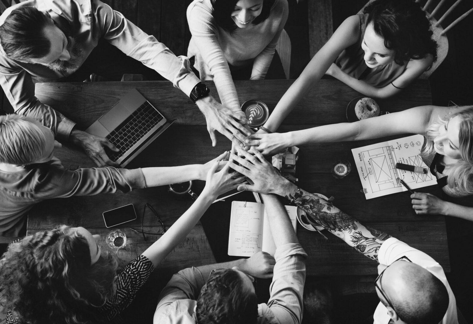 Key Strategies to Enhance Online Community Engagement
