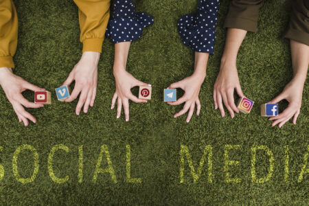 Integrating Social Media with Your Online Community for Wider Reach