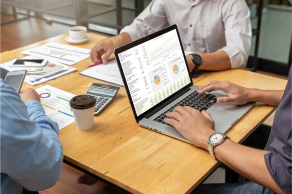 10 Best Jira Alternatives and Competitors to Power Up Your Projects